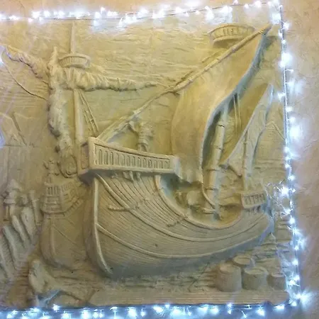 Hotel Letuchiy Gollandets