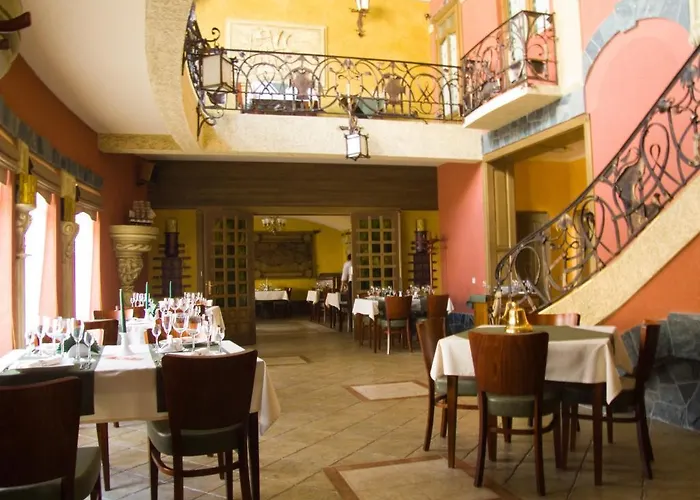 Letuchiy Gollandets Otel