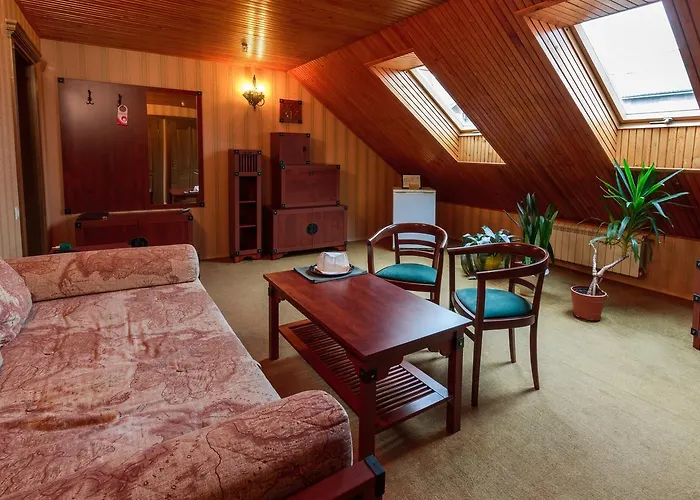 Letuchiy Gollandets Otel