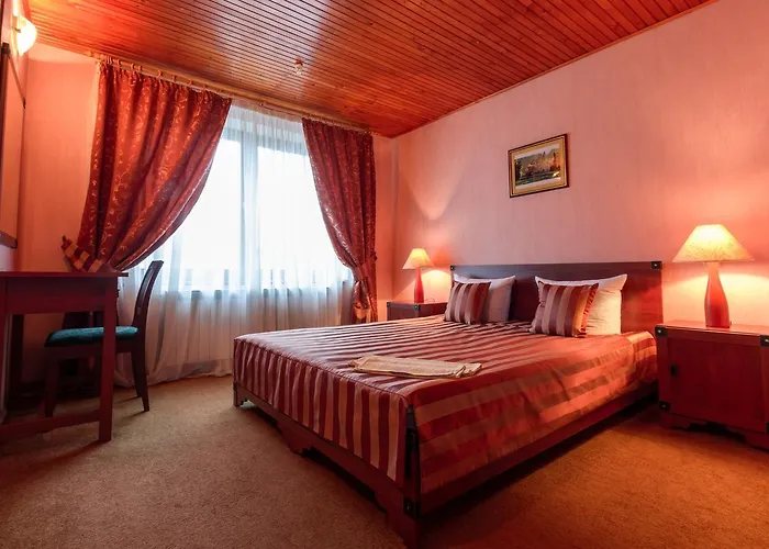 Letuchiy Gollandets Otel Ujgorod