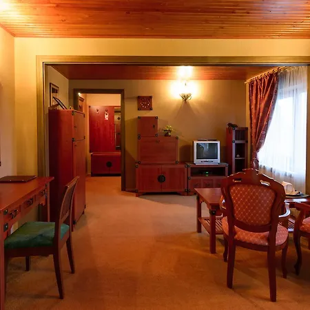 Hotel Letuchiy Gollandets