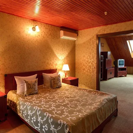 Letuchiy Gollandets Szálloda *